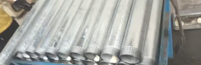 鍍鋅鋼管50兩頭套絲批發(fā)價(jià)