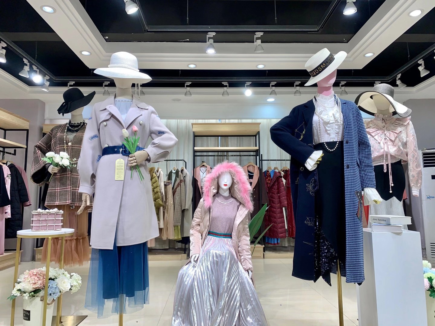 專柜下架品牌迪驪2022四季品牌折扣女裝尾貨一手貨源批發(fā)市場(chǎng)
