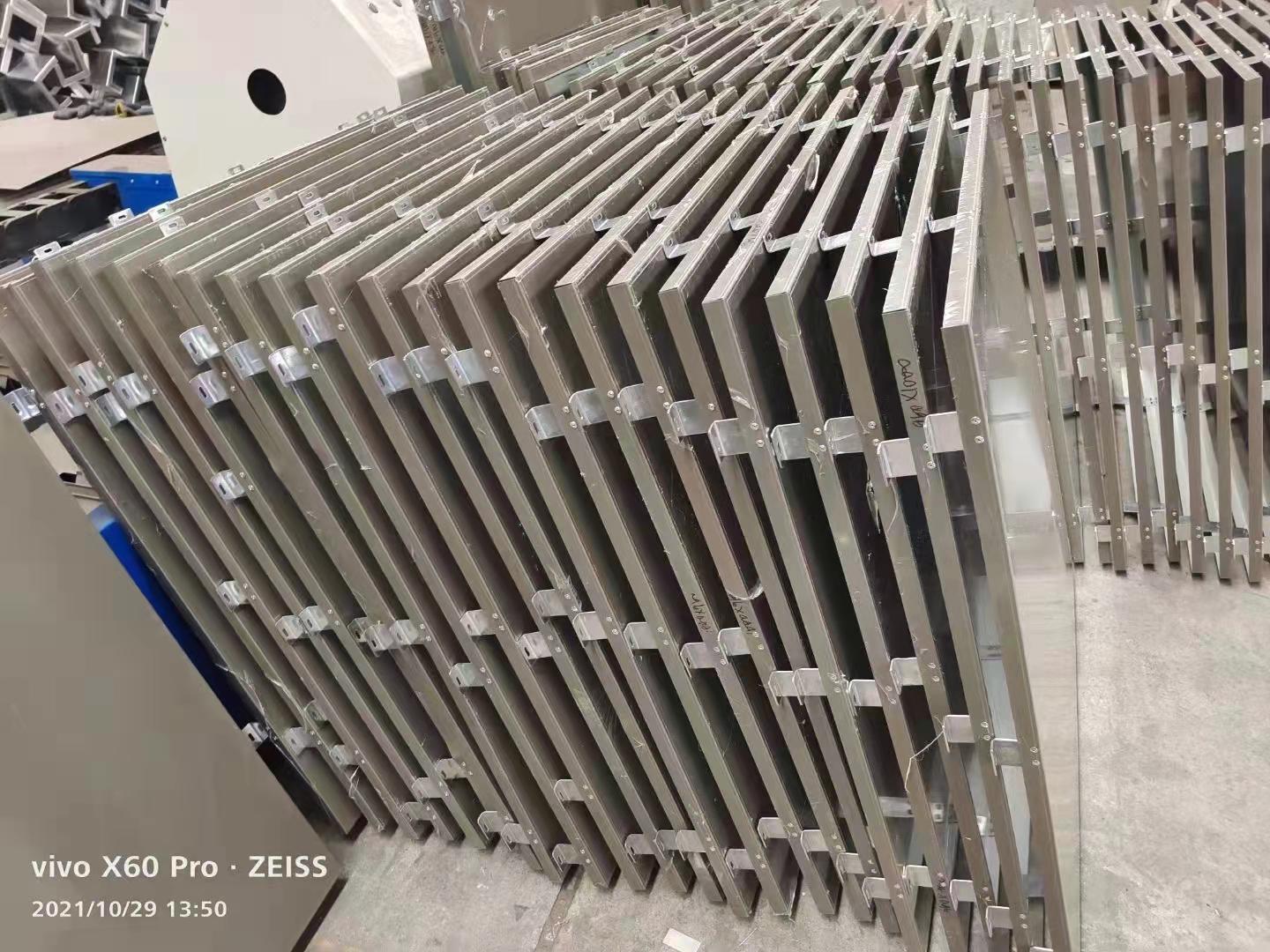 寶安區(qū) 不銹鋼剪板加工廠，304不銹鋼切割板定制報(bào)價(jià)