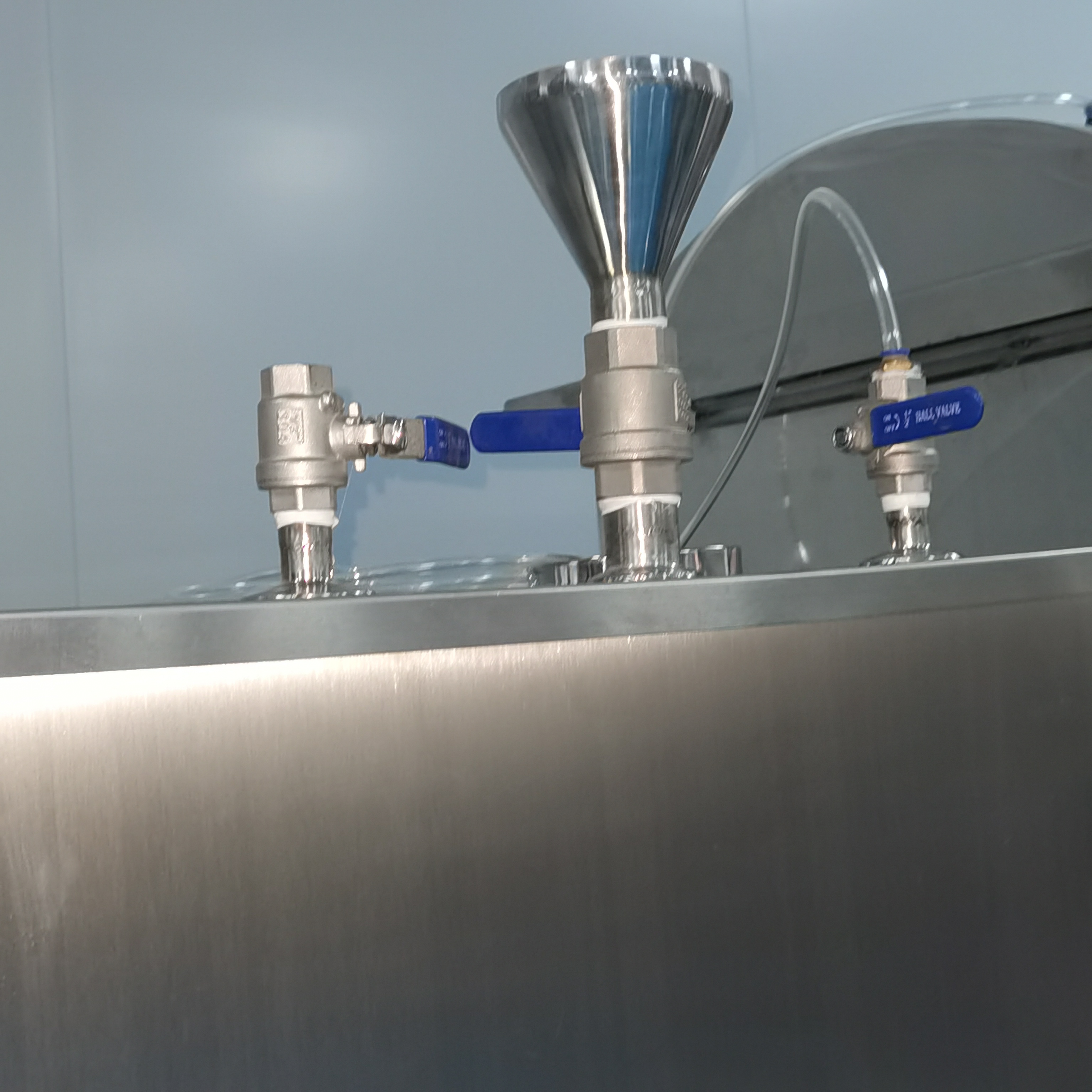 *廠家不銹鋼蛋*混合機 強制攪拌粉末混合機