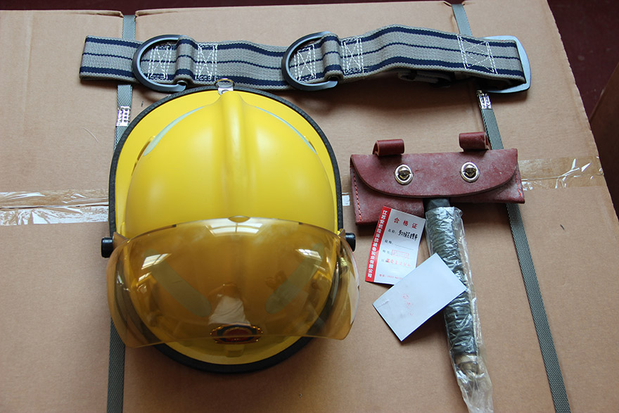 多功能腰務、防穿刺消防靴廠家供應批發(fā)價銷售電話