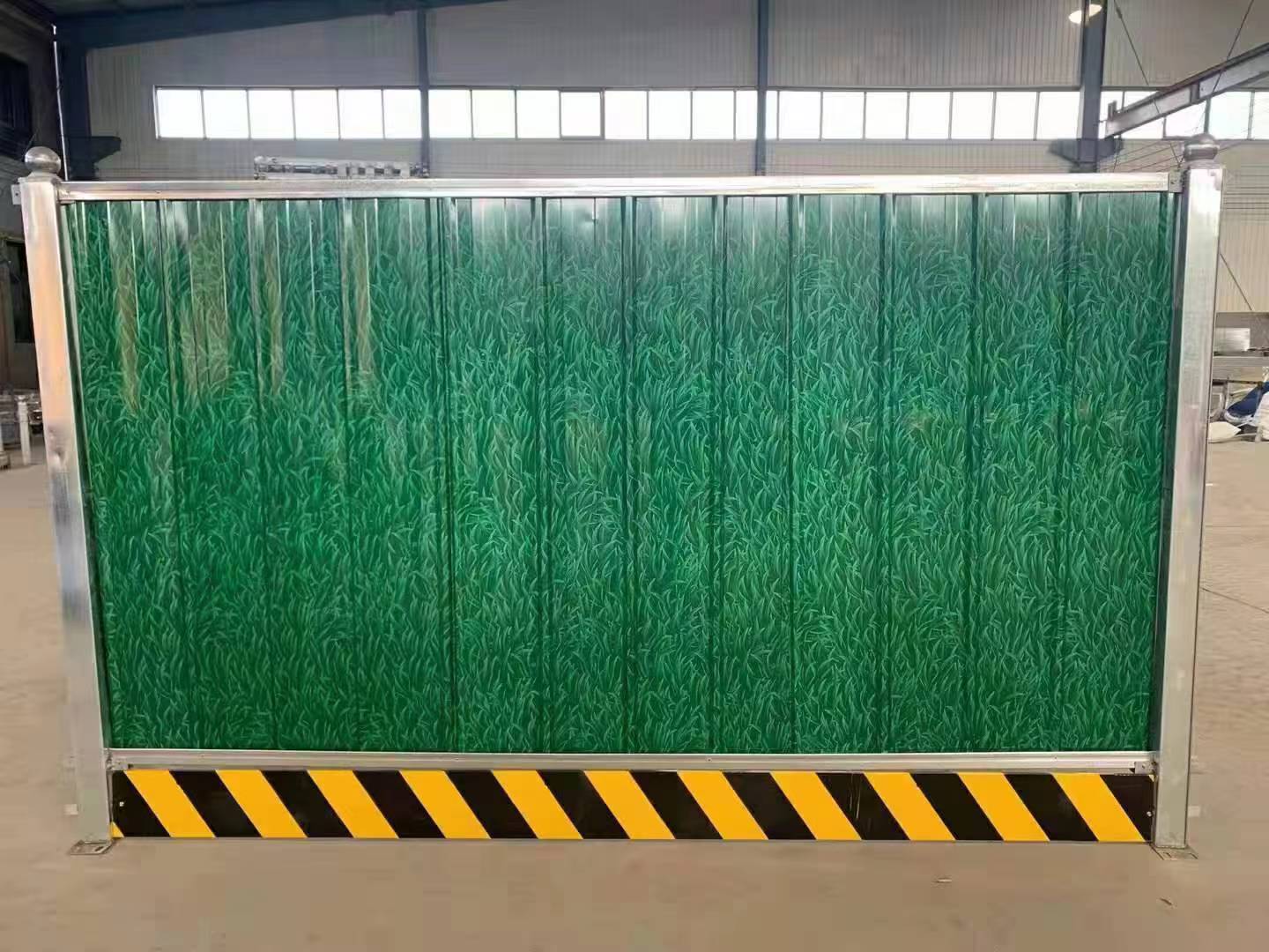彩鋼圍擋市政建筑施工隔離鐵皮擋板pvc雙面夾心泡沫彩鋼圍擋道路工程工地