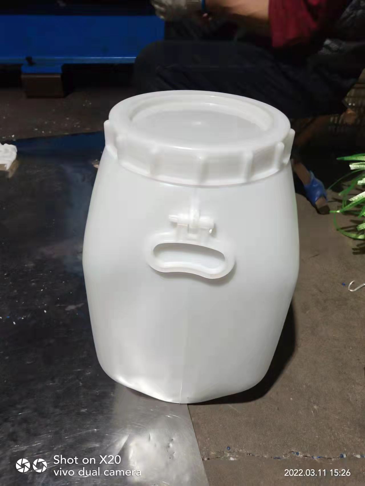 10L化工桶定制-多少錢-哪個(gè)好-廠家供應(yīng)-銷售