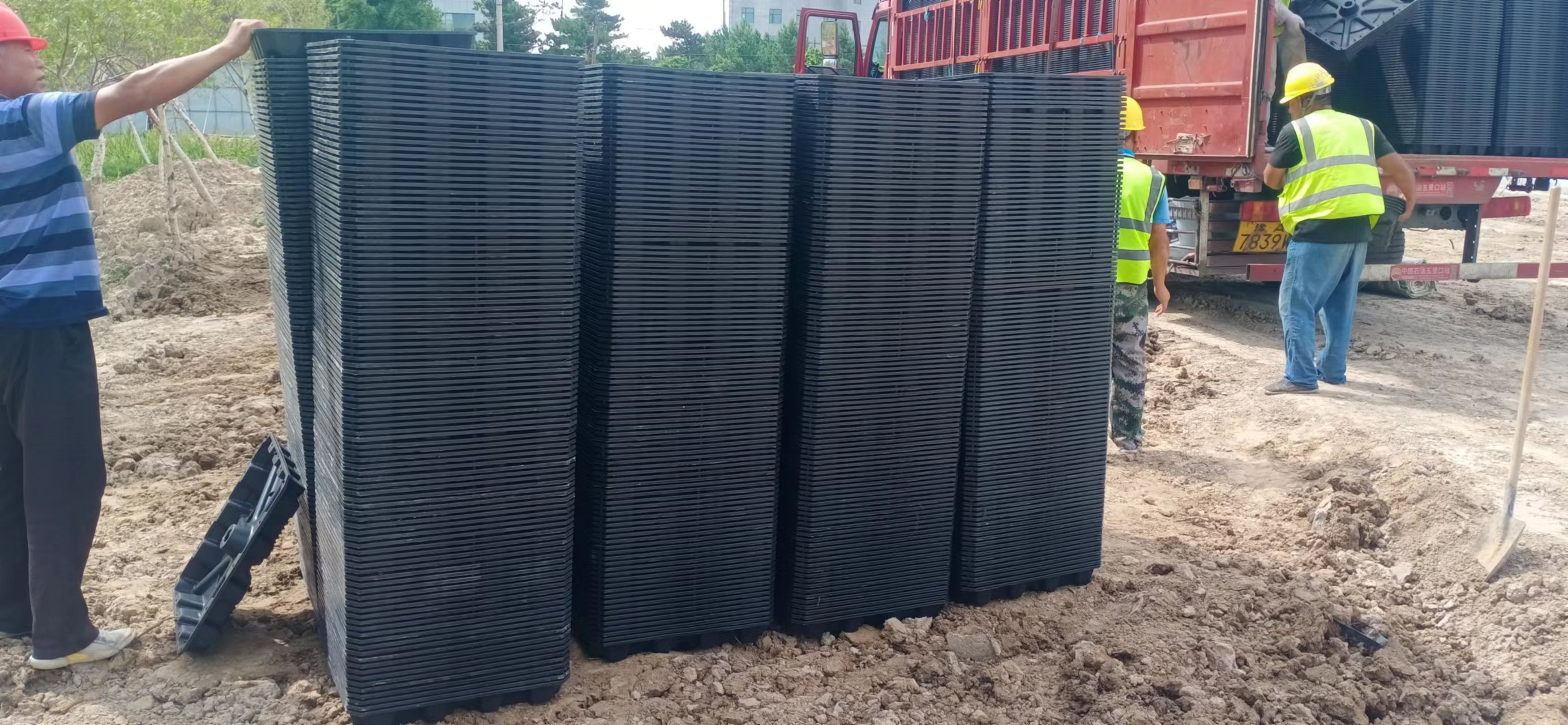 現(xiàn)澆密肋空心樓蓋塑料芯模 空心箱體現(xiàn)貨銷售