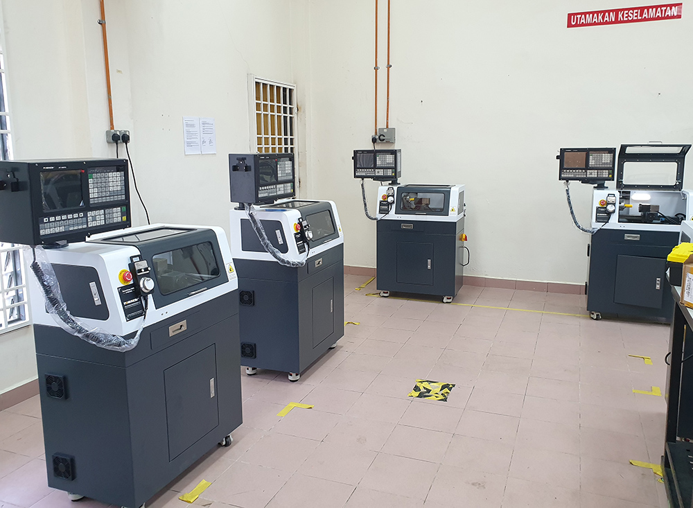 臺(tái)式CNC數(shù)控車床 小型CNC車床