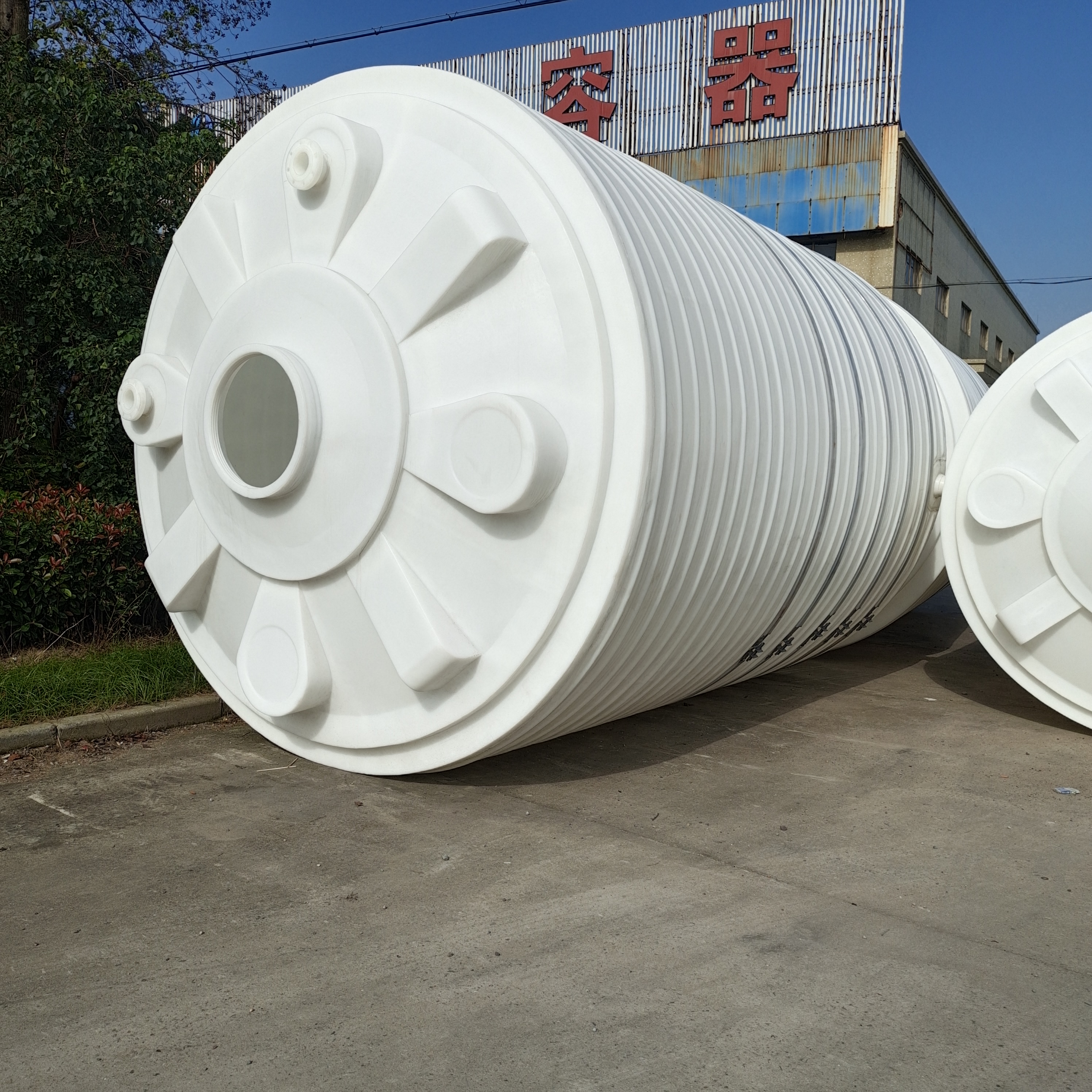 浙江供應工業(yè)污水儲存罐 酸堿溶液防腐PE儲罐 大型圓柱體水箱