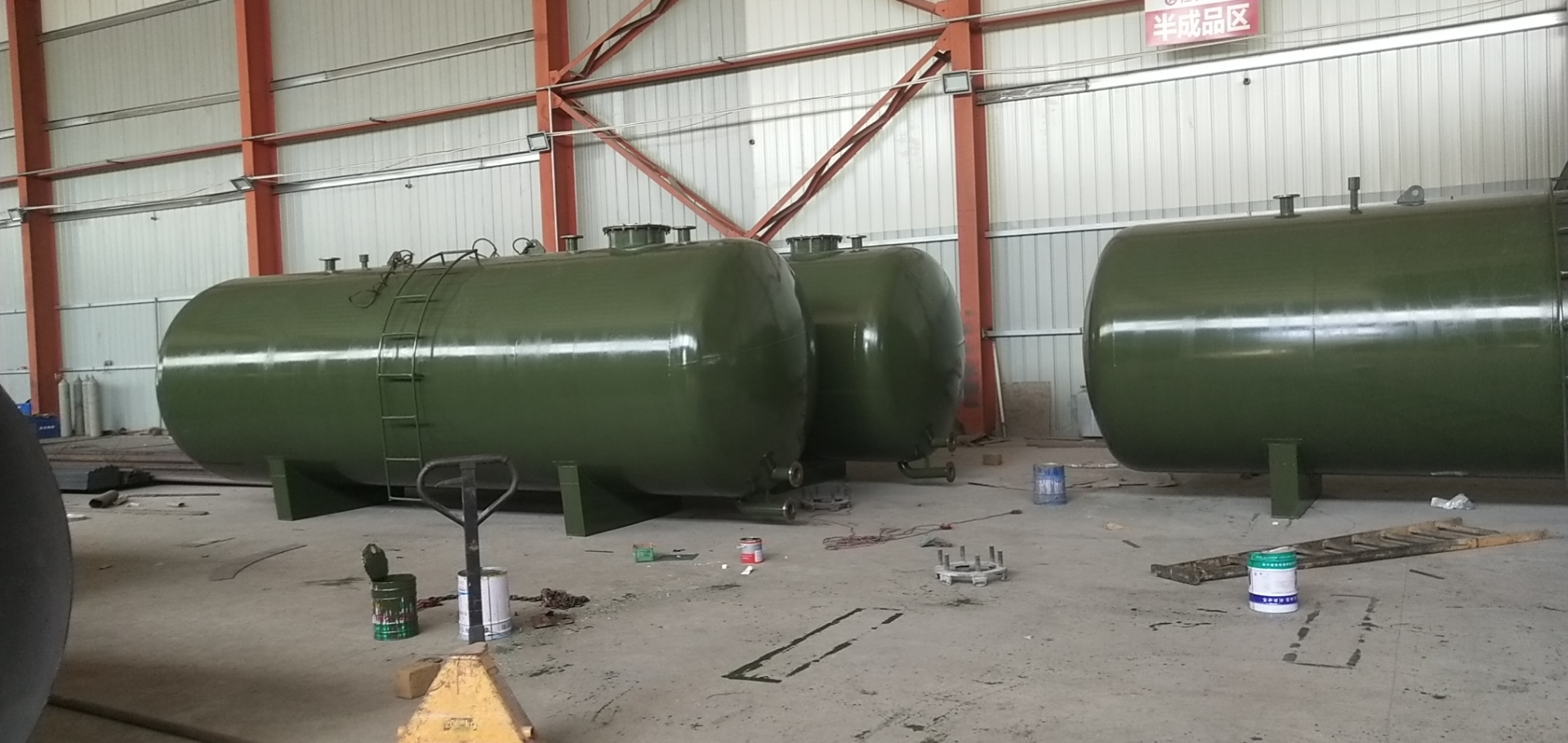 批量生產(chǎn)臥式儲油罐 油罐 不銹鋼罐 散裝水泥罐 玻璃鋼罐 廣東臥式儲油罐生產(chǎn)廠家
