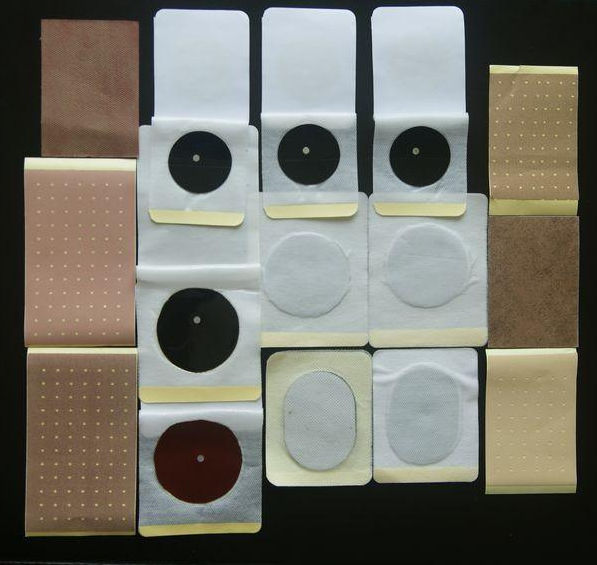 河南膏藥貼片機(jī)廠家，批發(fā)，報(bào)價(jià)【河南輝恒機(jī)電設(shè)備有限公司】