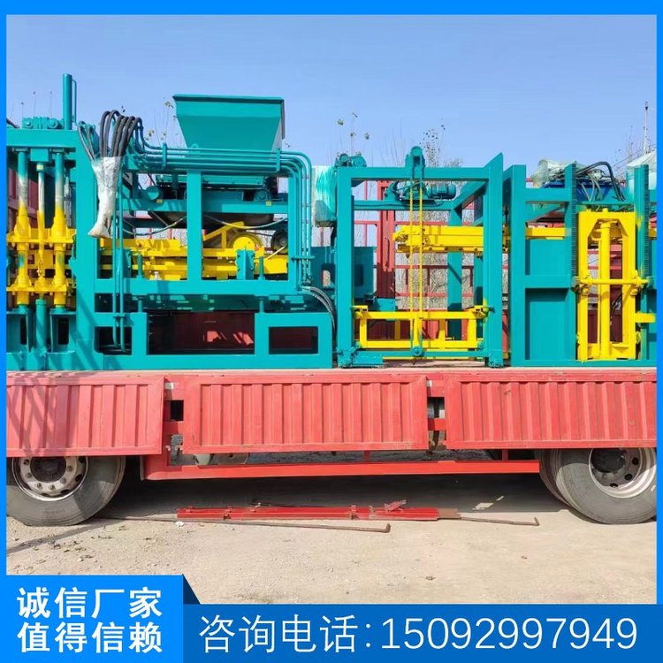 山東抓磚機(jī)