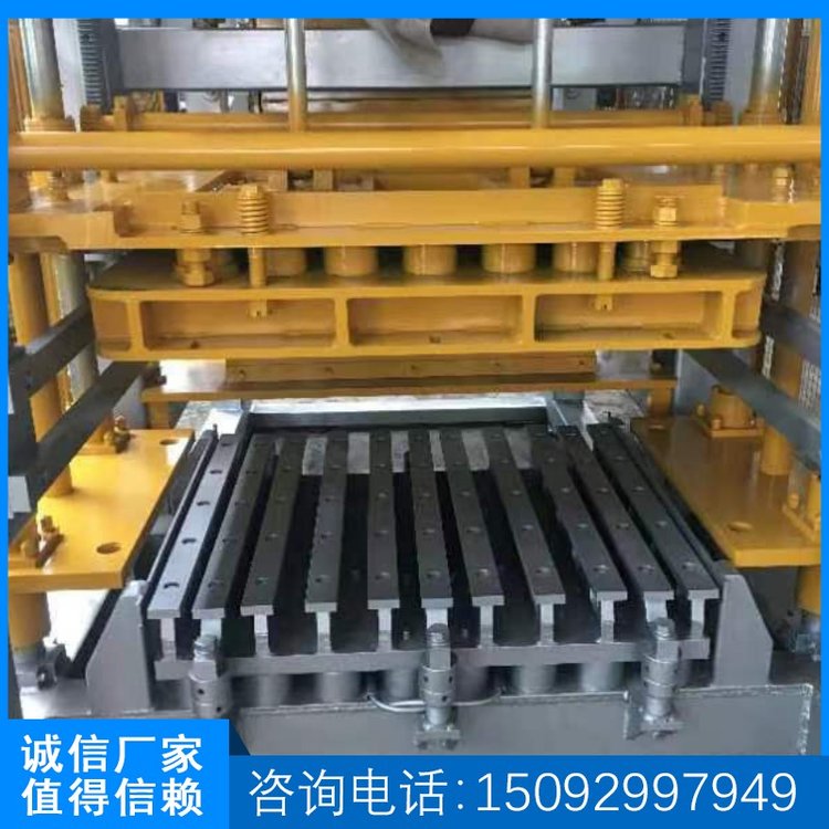 全自動(dòng)砌塊成型機(jī) 草坪磚上板機(jī) 免燒砌塊成型機(jī) 可定制規(guī)格