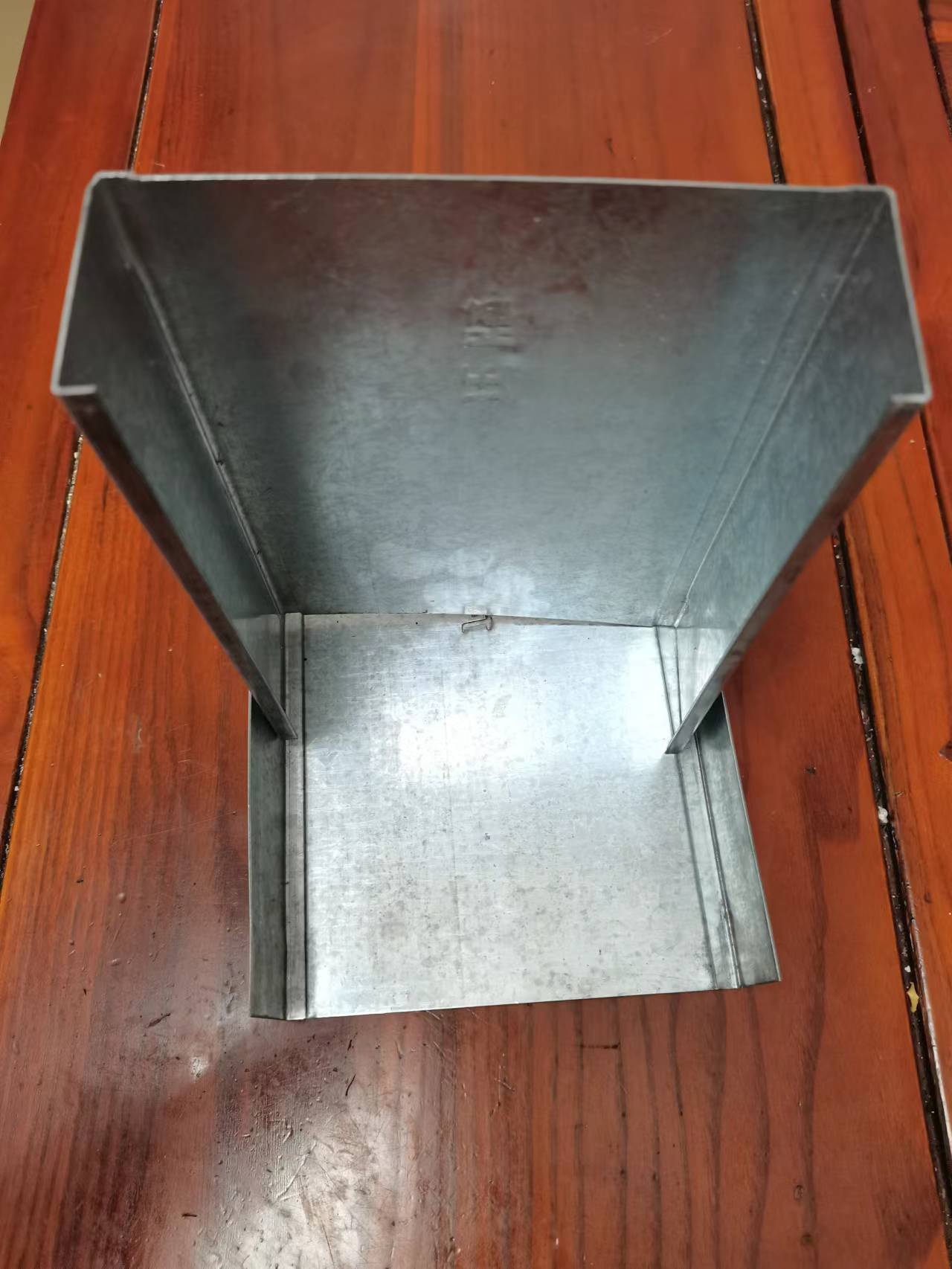 輕鋼龍骨供應(yīng)商 輕鋼龍骨多少錢 輕鋼龍骨批發(fā)價格