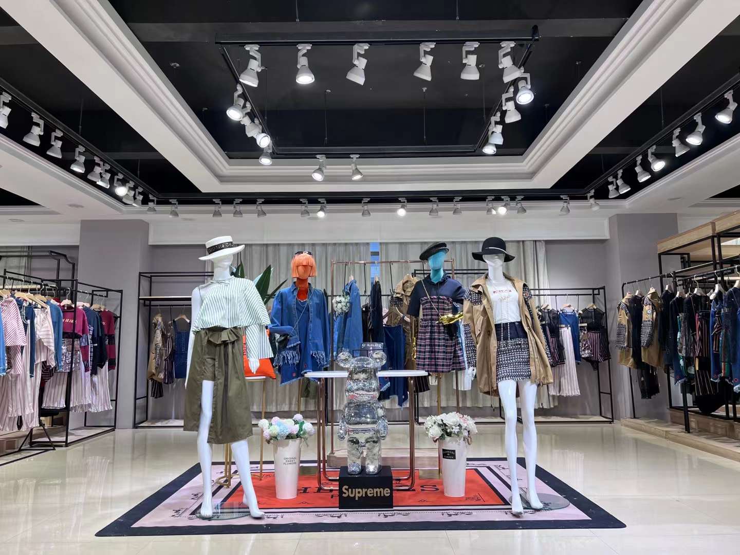 品牌折扣 女裝 大地素2022秋 撤柜剪標(biāo)直播高 檔次女裝服裝貨源進(jìn)貨渠道