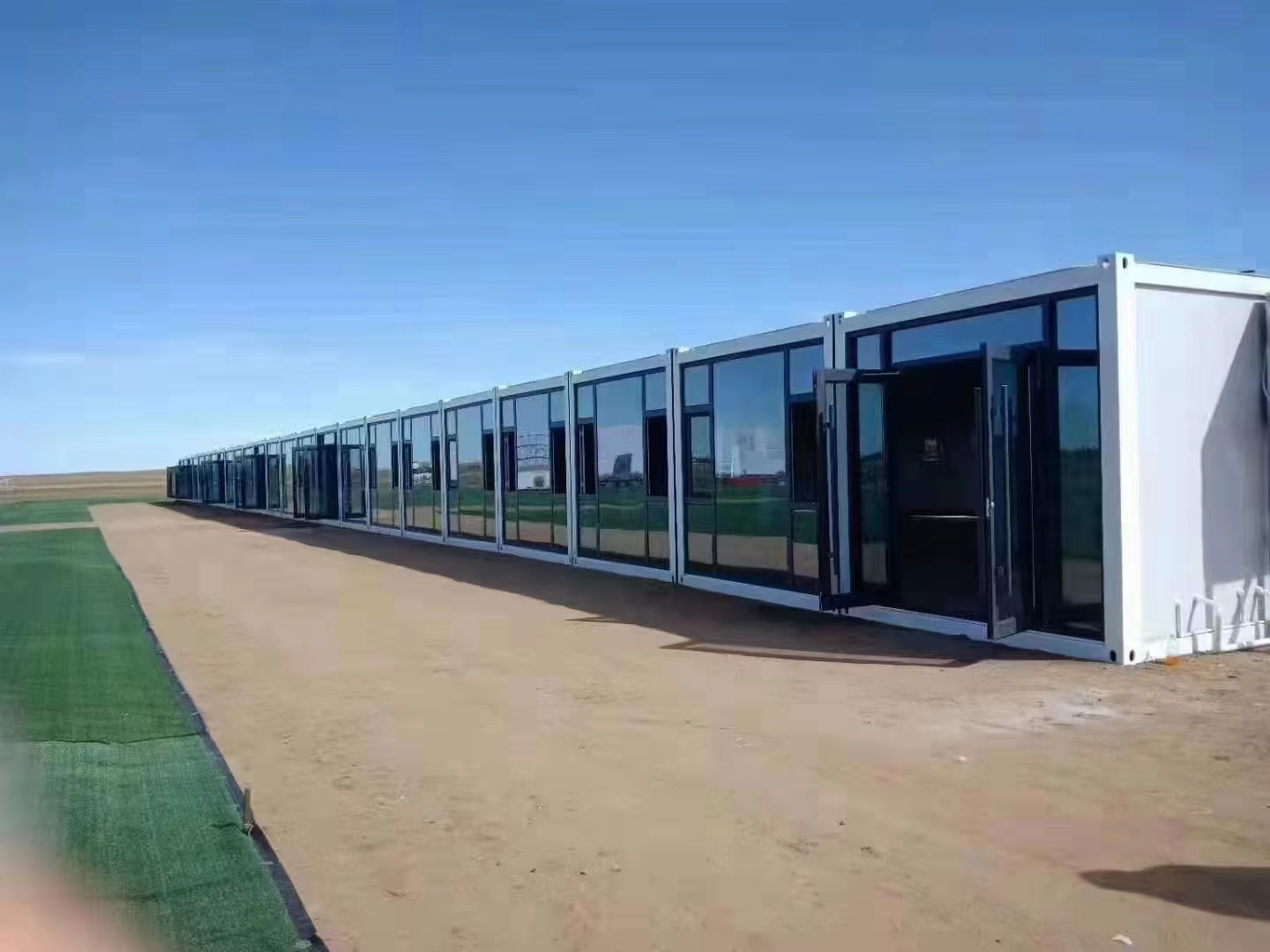 提供張家口蔚縣彩鋼房，承建辦公用