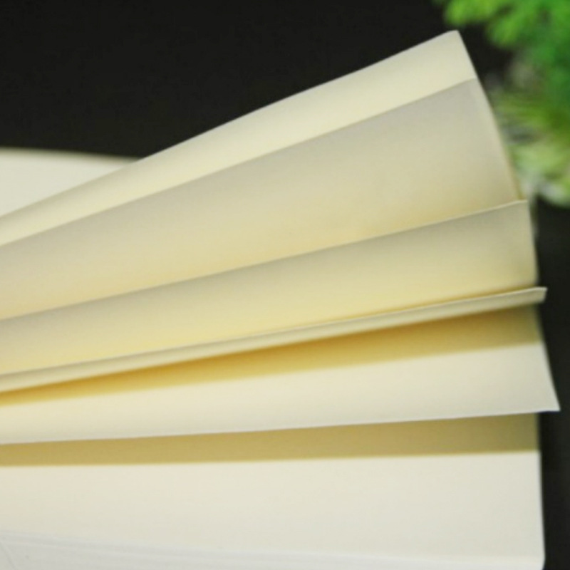 銷售100克輕型紙（60-100克）蒙肯紙書刊用紙批發(fā)