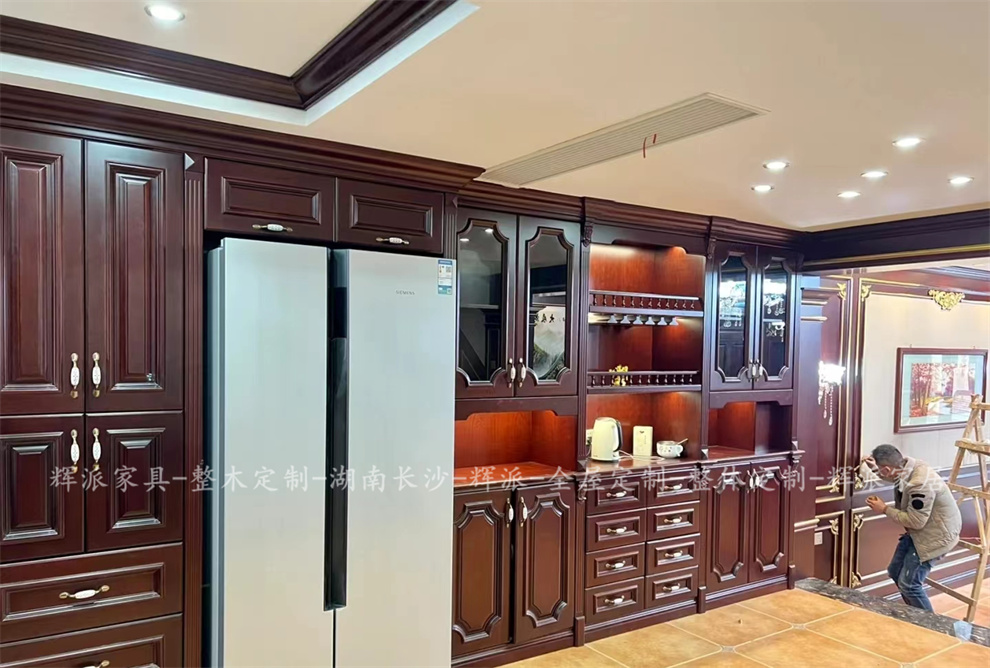 長沙整屋原木家具定制工廠 長沙全屋原木家具價(jià)格 原木書柜 博古架訂制進(jìn)口材料