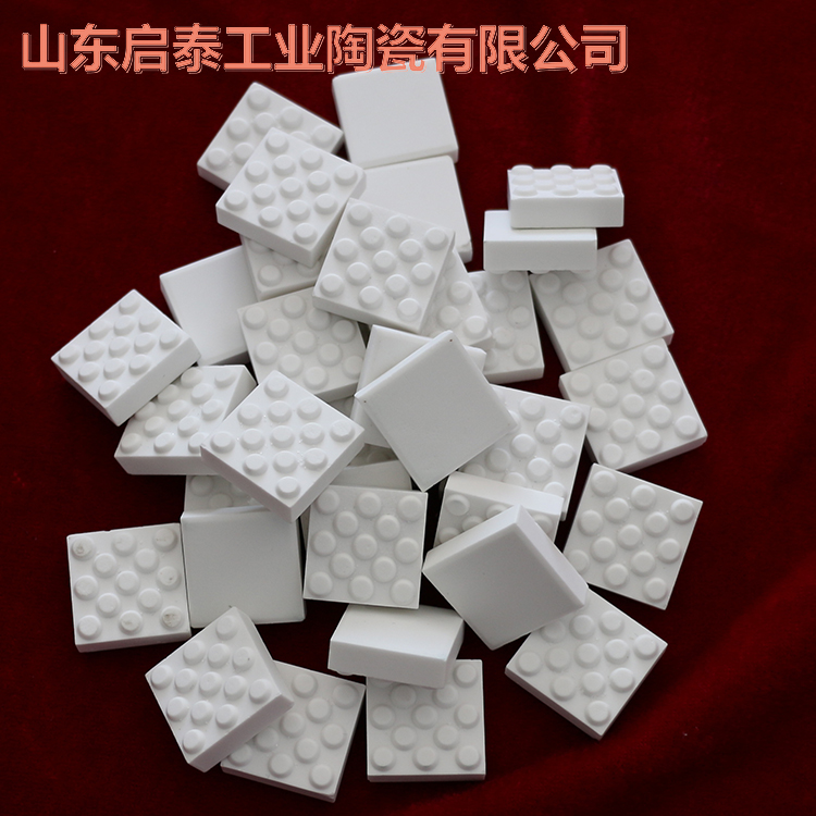 耐磨陶瓷貼片帶麻點(diǎn)凹槽氧化鋁陶瓷襯片 方點(diǎn)凹槽陶瓷片塊