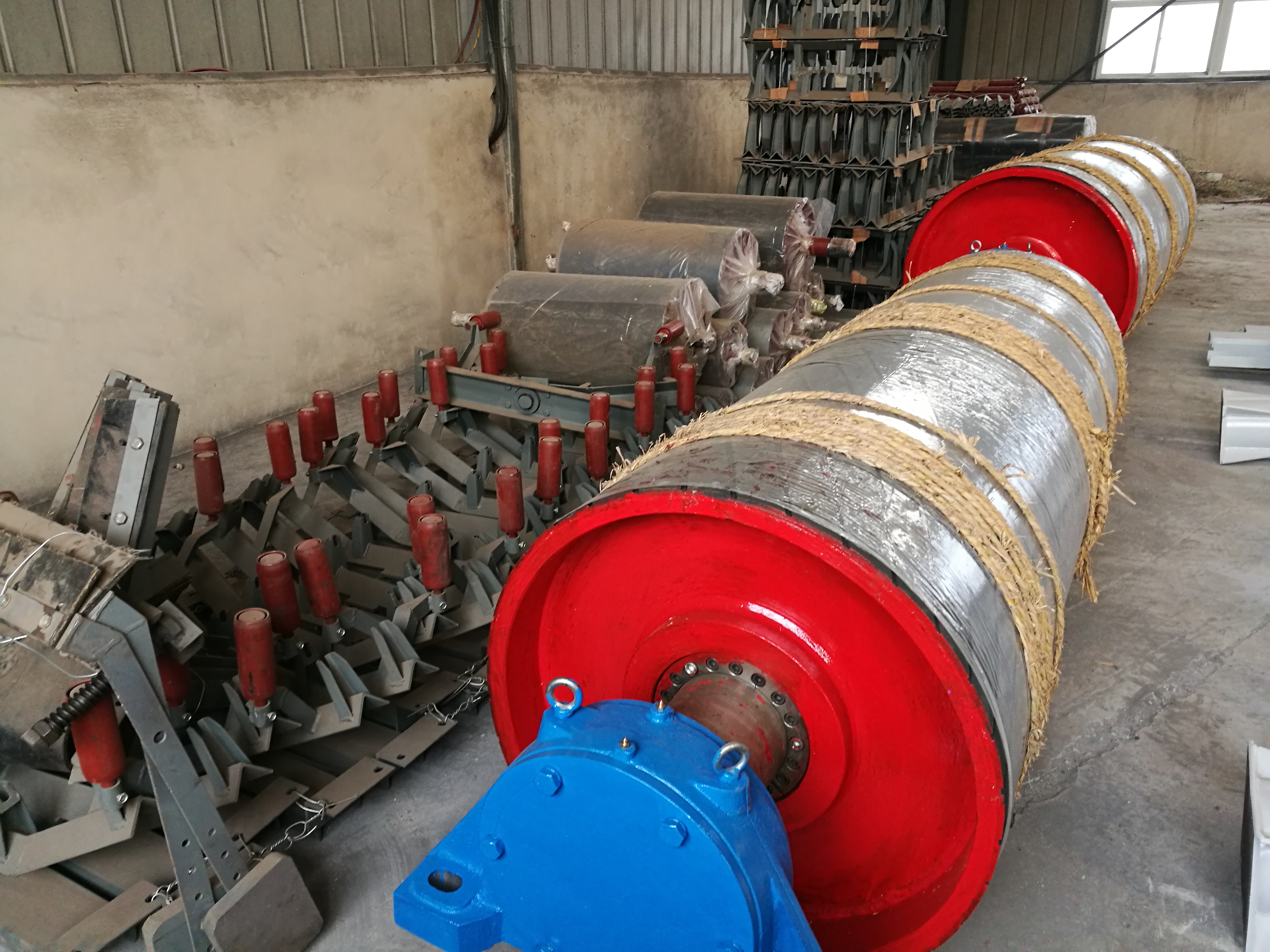 包膠滾筒-徐州包膠滾筒生產可定制