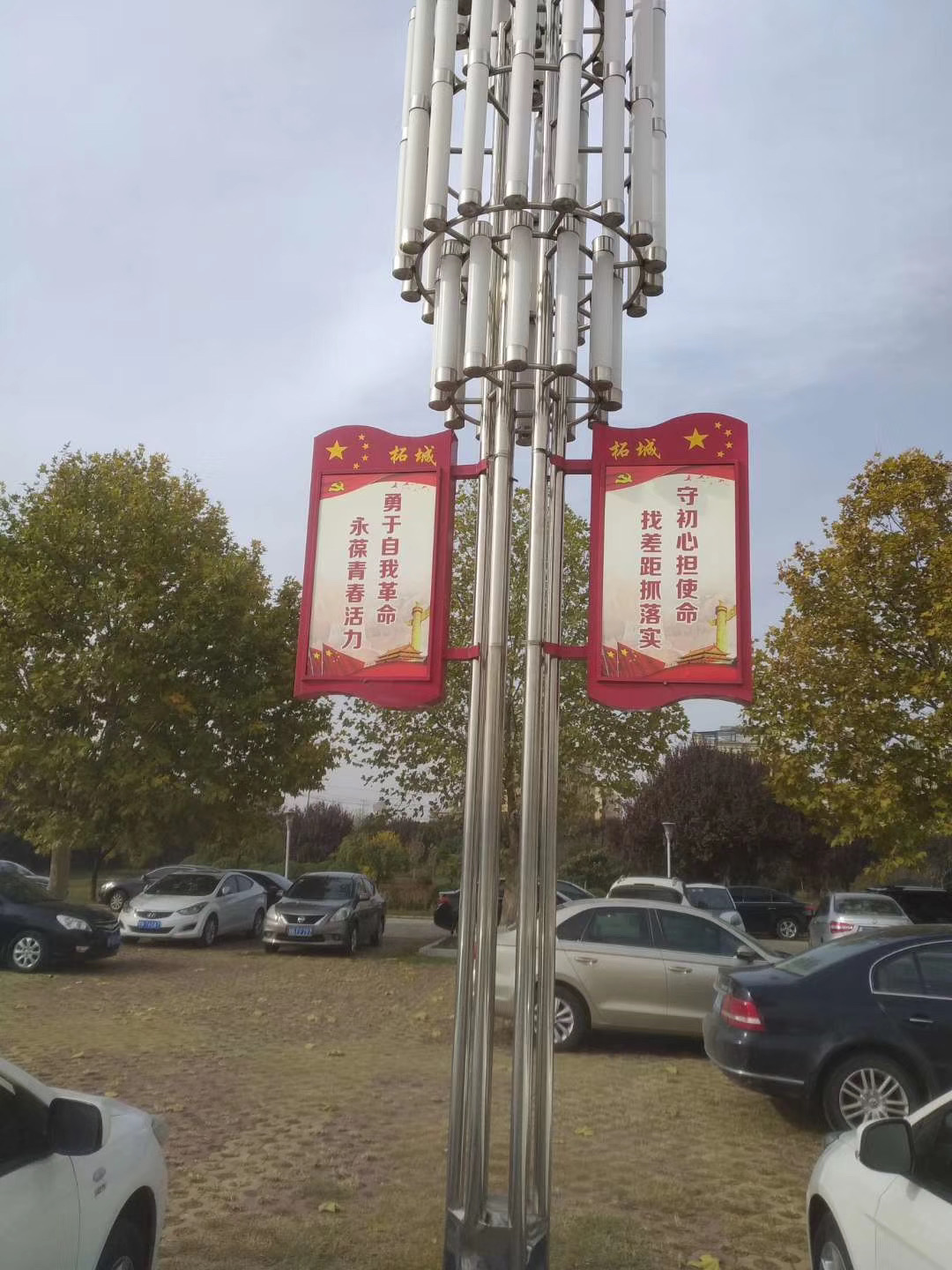 合肥戶外燈桿道旗廠家定做各尺寸鋁合金雙面道旗