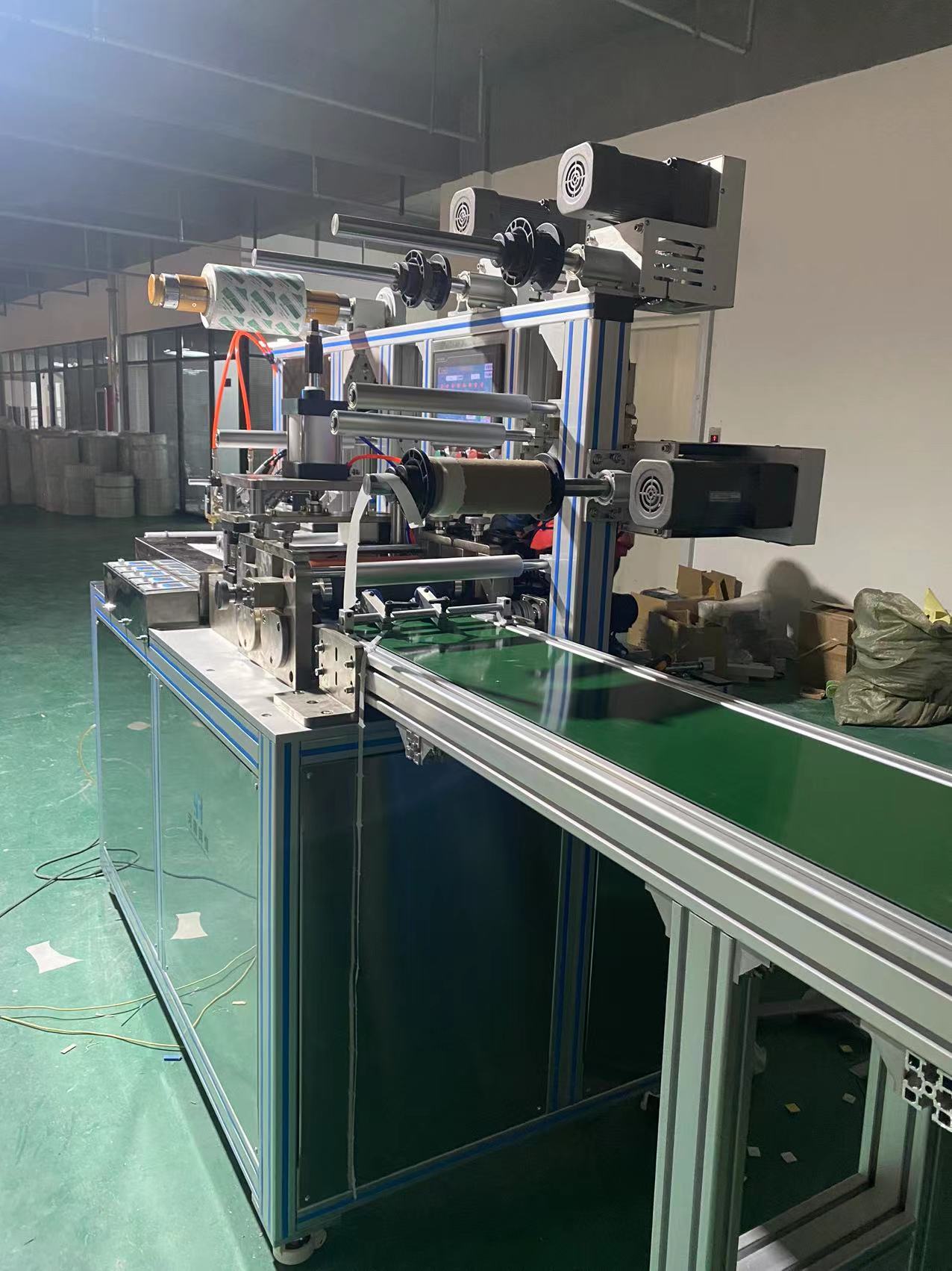 河南全自動膏藥滴注機(jī)廠家，報價，批發(fā)【河南輝恒機(jī)電設(shè)備有限公司】