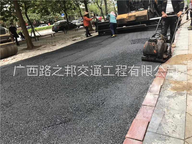 柳州市政瀝青路面施工公司  做瀝青路面公司 瀝青路面廠家