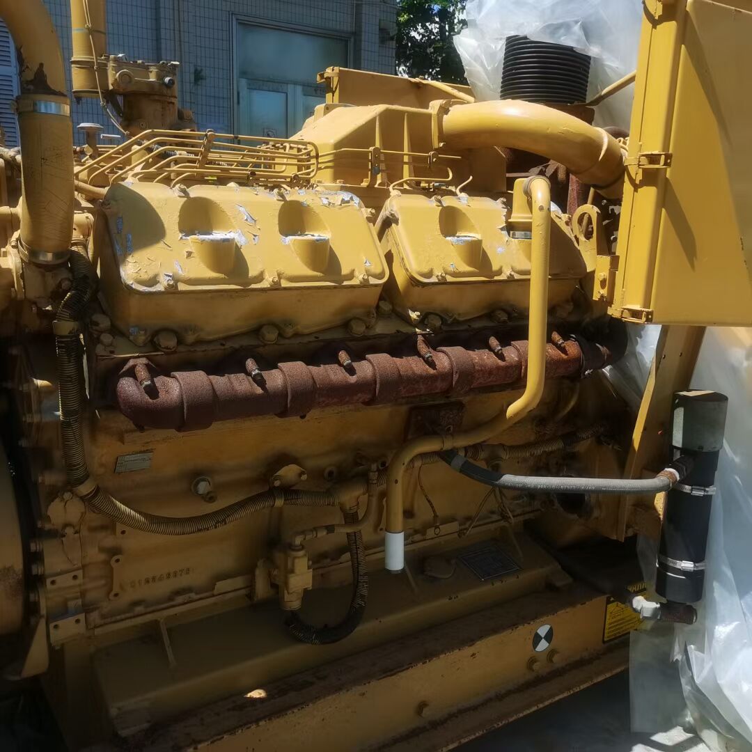 出售 卡特彼勒520kw 發(fā)電機(jī)組