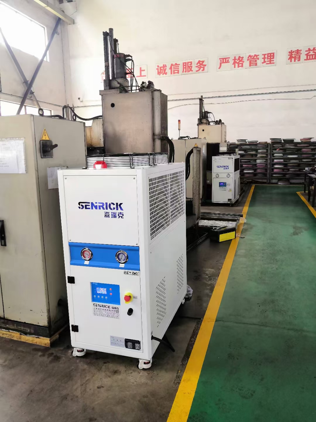 工業(yè)冷油機(jī)、江蘇工業(yè)冷油機(jī)、蘇州工業(yè)冷油機(jī)廠、油冷卻機(jī)廠家、工業(yè)冷油機(jī)報(bào)價