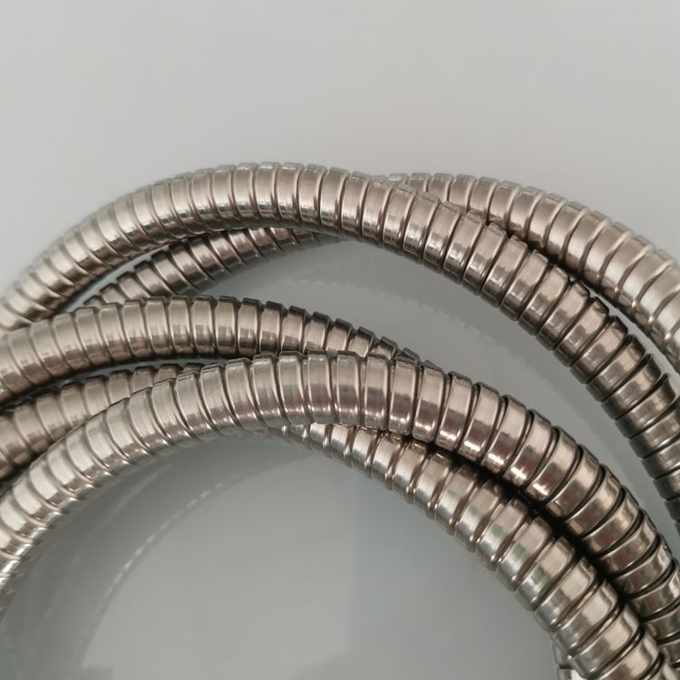 單扣不銹鋼金屬軟管 光纖電線監(jiān)控保護(hù)套管 監(jiān)控不銹鋼柔性套管