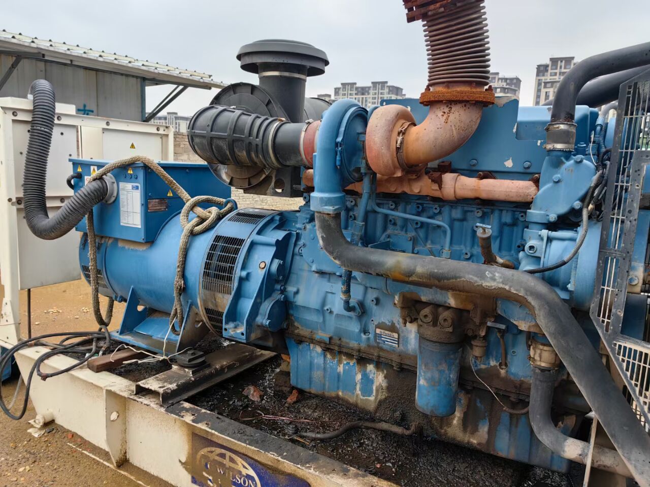 處理 帕金斯450千瓦發(fā)電機(jī)組
