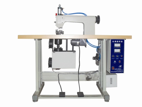 供應(yīng)超聲波花邊機大功率超聲波花邊機