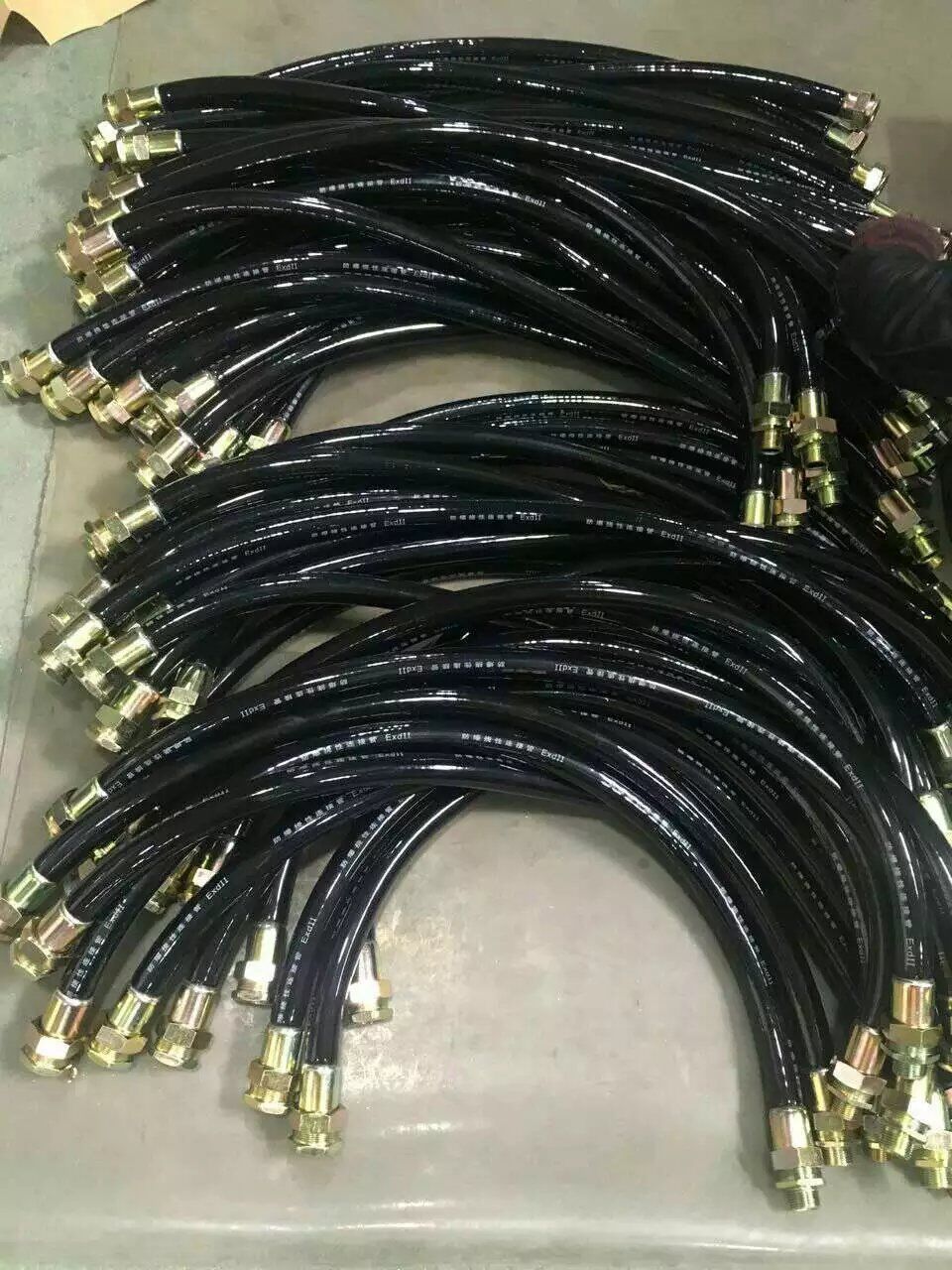 樂清BNG系列防爆軟管供應(yīng)、制造商、現(xiàn)貨批發(fā)【樂清振磊防爆電器有限公司】