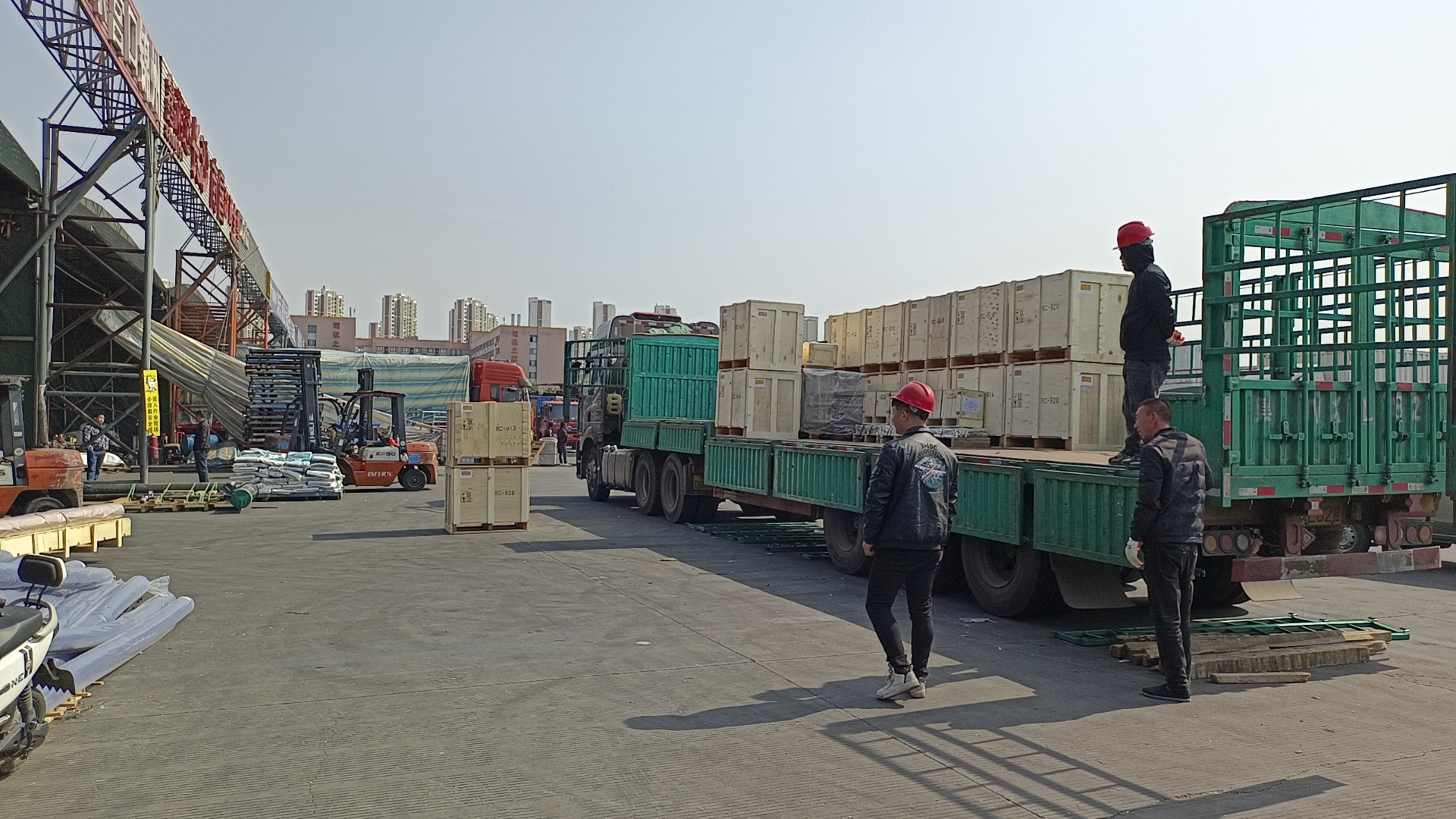蘇州到安順大件公路 整車零擔(dān) 家具物流 轎車托運(yùn) 危險(xiǎn)品專線 化工運(yùn)輸公司  蘇州往安順長途直達(dá)