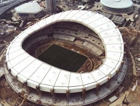 張拉膜在體育看臺(tái)應(yīng)用，張拉膜結(jié)構(gòu)體育看臺(tái)工程造價(jià)