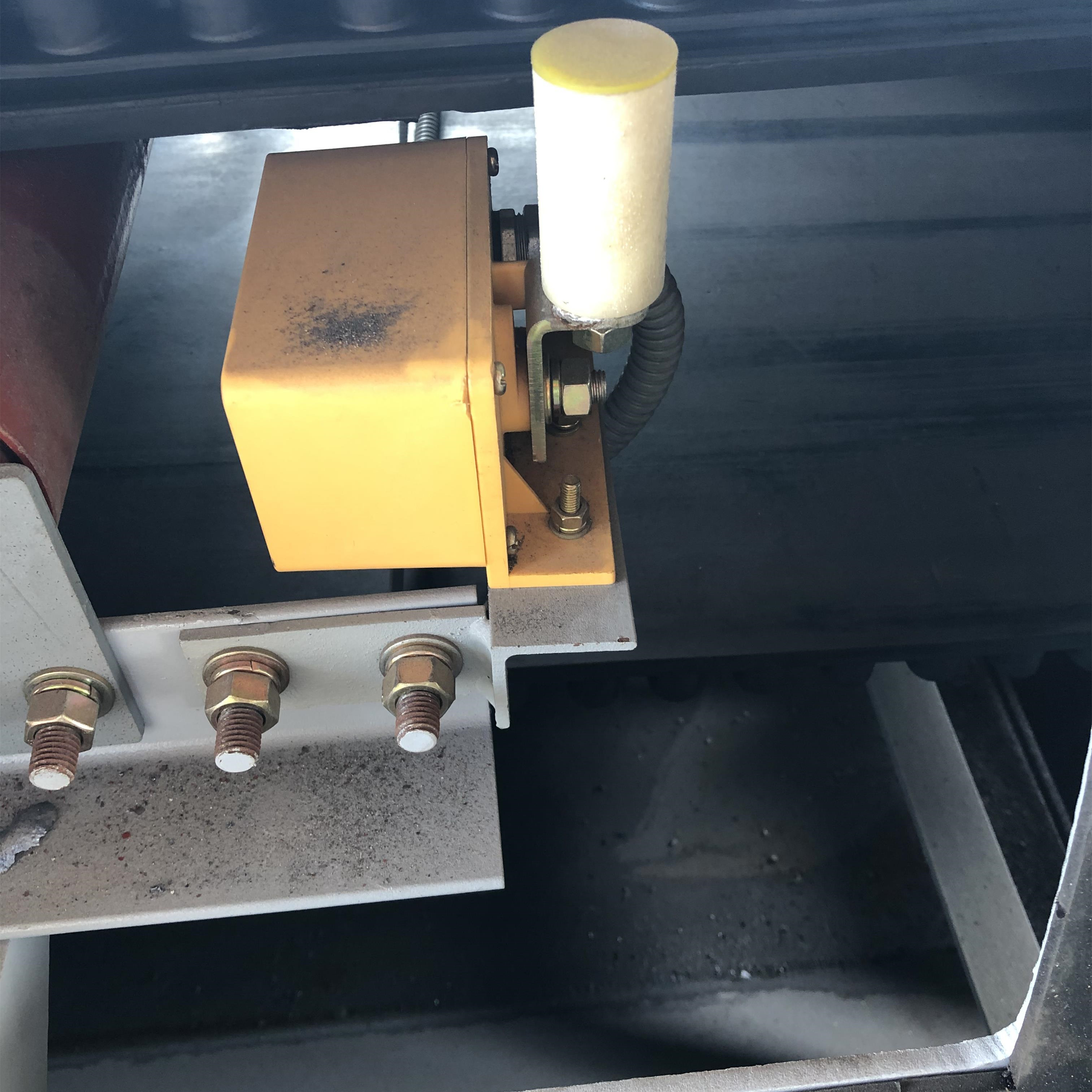 防偏開關(guān)跑偏開關(guān) PLR-10D-L60-00防偏徐州生產(chǎn)廠家