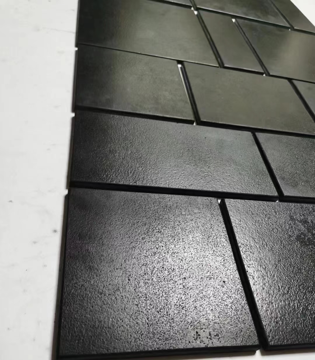 中國黑皮革面廠家價格 中國黑皮革面報價多少錢