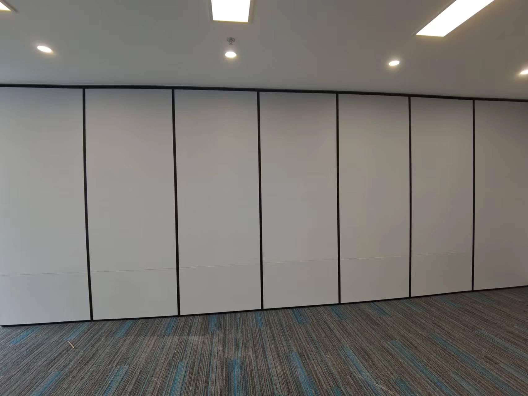 展廳夾膠玻璃隔斷玻璃活動隔音墻推拉門設計