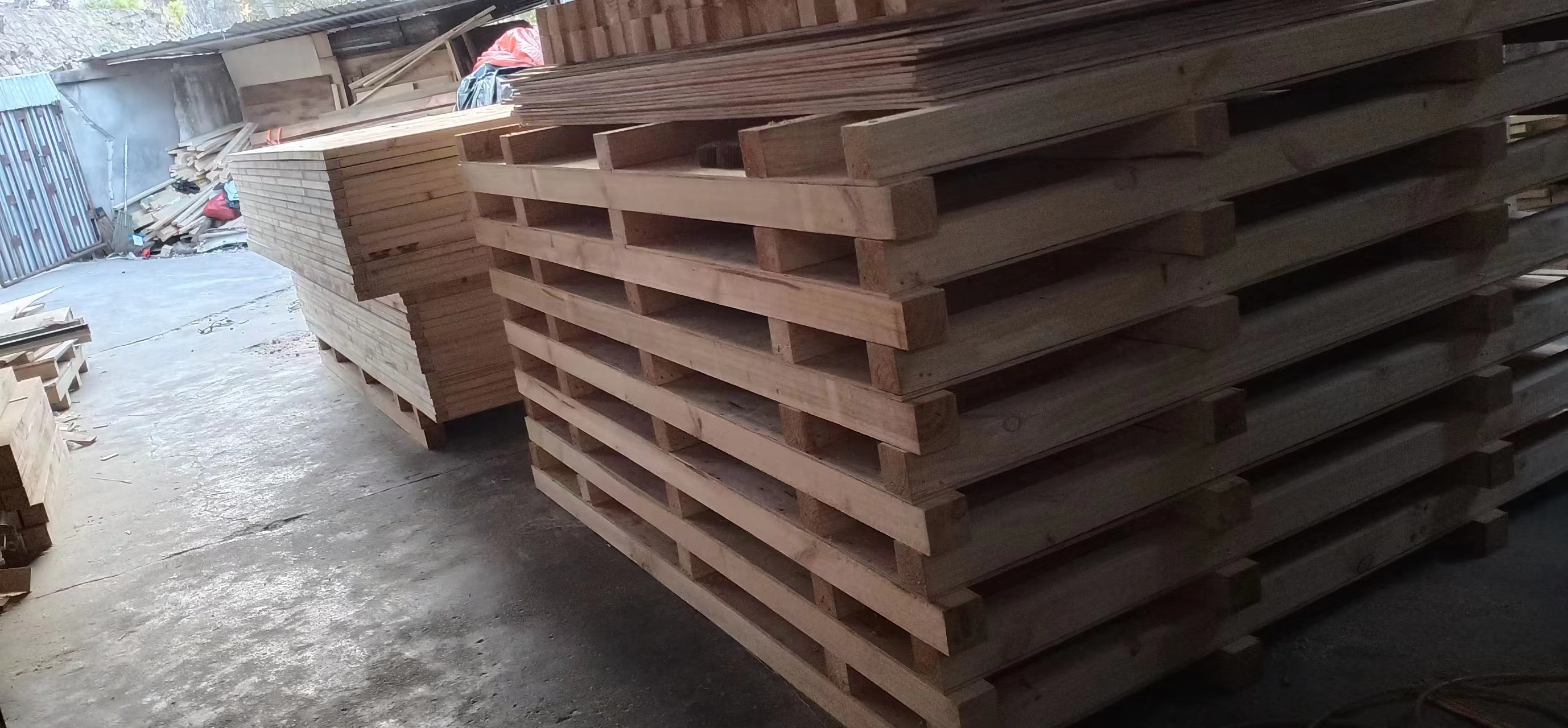 木卡板多少錢 供應(yīng)商 生產(chǎn)廠家【深圳市誠幫木箱包裝材料有限公司】