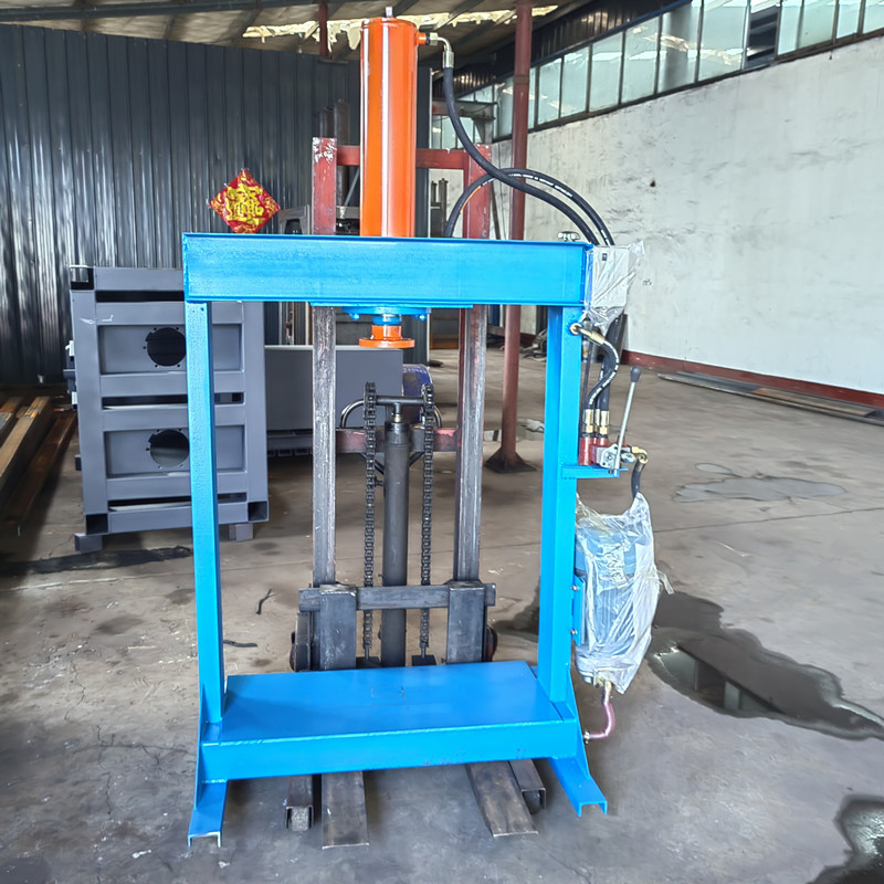 油漆桶擠扁液壓機(jī)_電動(dòng)壓力機(jī)_龍門架式壓力機(jī)_鐵鋁拆解壓力機(jī)_定做油壓機(jī) 多功能壓力機(jī)