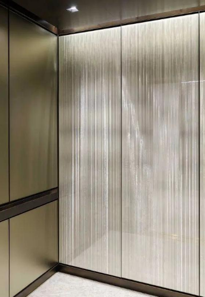 夾絲玻璃防飛濺安全性能高，定制安裝 夾絲玻璃