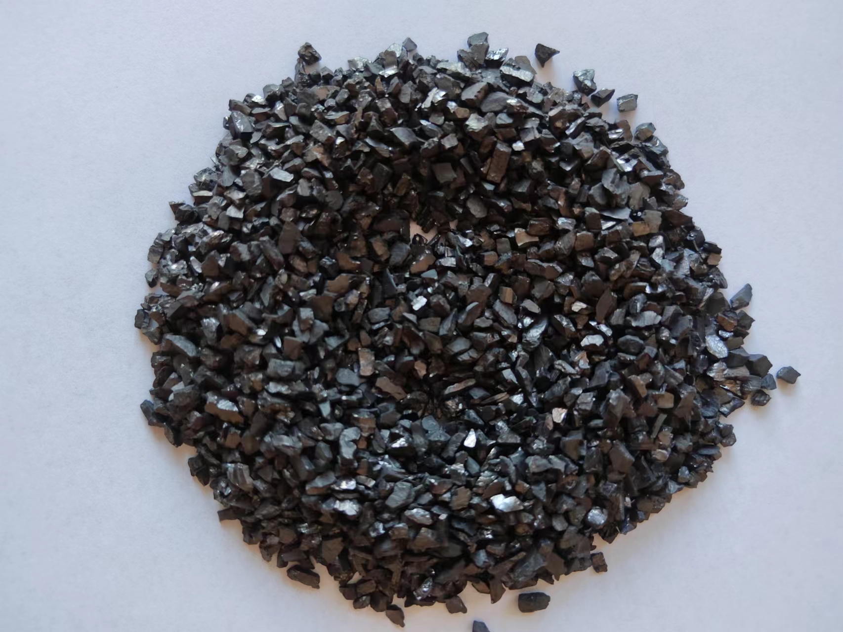 供應(yīng)河南無煙煤濾料報(bào)價(jià) 參數(shù) 化工廢水處理*無煙煤濾料 *水過濾無煙煤 * 量大從優(yōu)