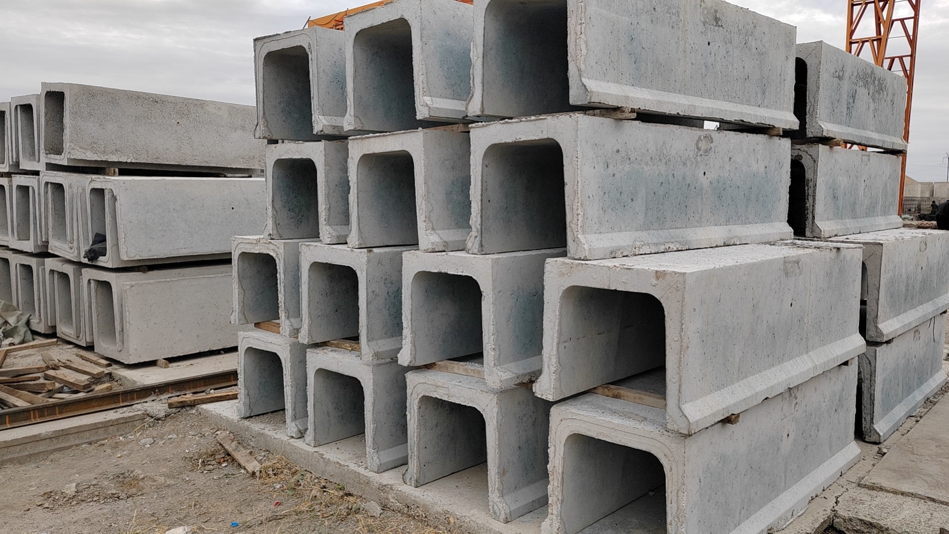 黑龍江排水U型槽廠家-施工工程-廠家出售-價(jià)格【昂昂溪區(qū)萬(wàn)通水泥制品廠】