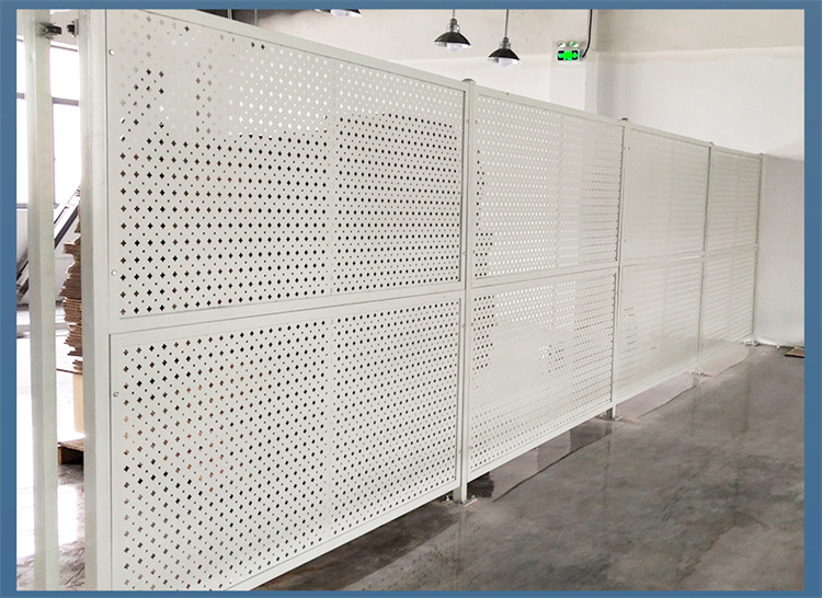 沖孔施工圍擋廠家報價_施工_聯(lián)系電話_價格_找哪家【安平縣茂中絲網(wǎng)制品有限公司】