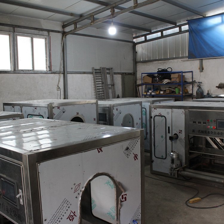 全自動套袋機 不銹鋼機身 可配套大桶水灌裝線使用