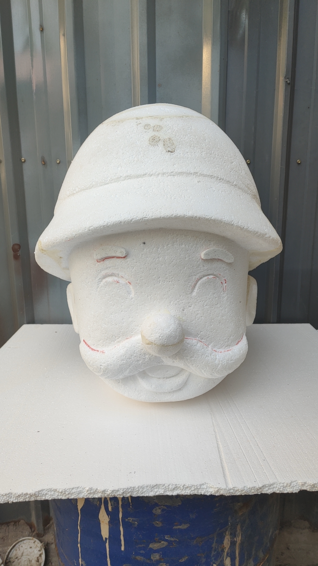 泡沫雕塑大頭娃娃雕刻-大型泡沫雕刻批發(fā)價(jià)格-廠家定制-泡沫公仔雕塑