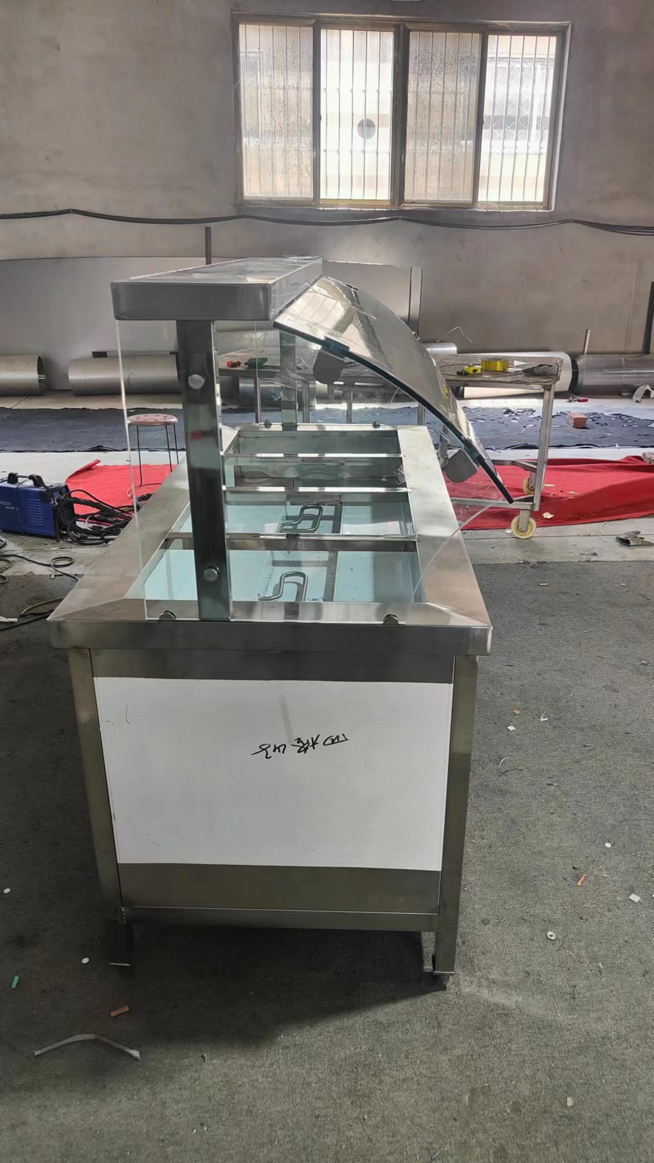 不銹鋼商用保溫售飯臺(tái) 玻璃罩快餐臺(tái)那家好 蒸菜保溫臺(tái)供應(yīng)商  可定制保溫售飯臺(tái) 商用快餐車加熱臺(tái)生產(chǎn)廠家