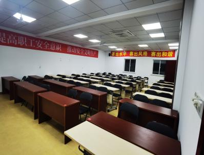 鎮(zhèn)江登高作業(yè)證報(bào)名電話-登高作業(yè)證新培-登高作業(yè)證培訓(xùn)機(jī)構(gòu)