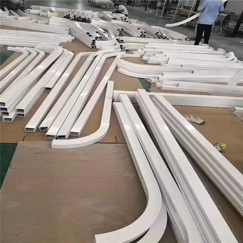 供應(yīng)拉彎鋁型材 鋁型材拉彎 鋁型材頂彎機(jī)  鋁型拉彎加工 鋁型材頂彎加工 鋁型材拉彎加工 唐河鋁型材拉彎加工