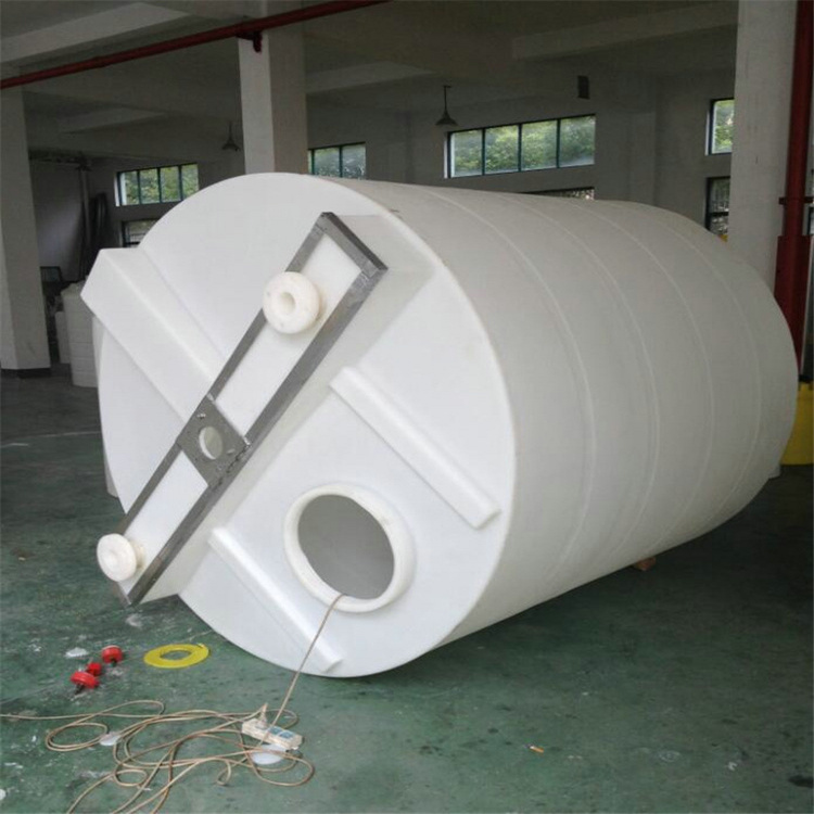 河南供應(yīng)25噸加厚型一體成型法蘭儲(chǔ)罐廠(chǎng)家報(bào)價(jià)單-現(xiàn)貨直銷(xiāo)-廠(chǎng)家批發(fā)價(jià)