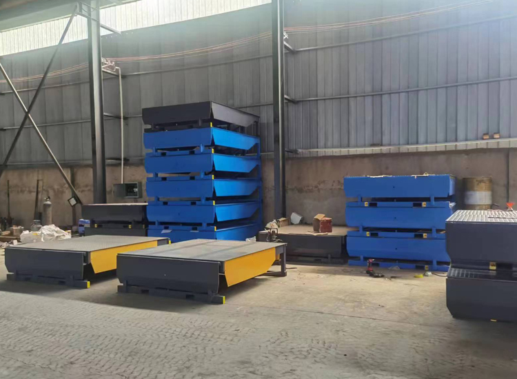 固定式登車橋 貨物裝卸平臺固定式登車橋