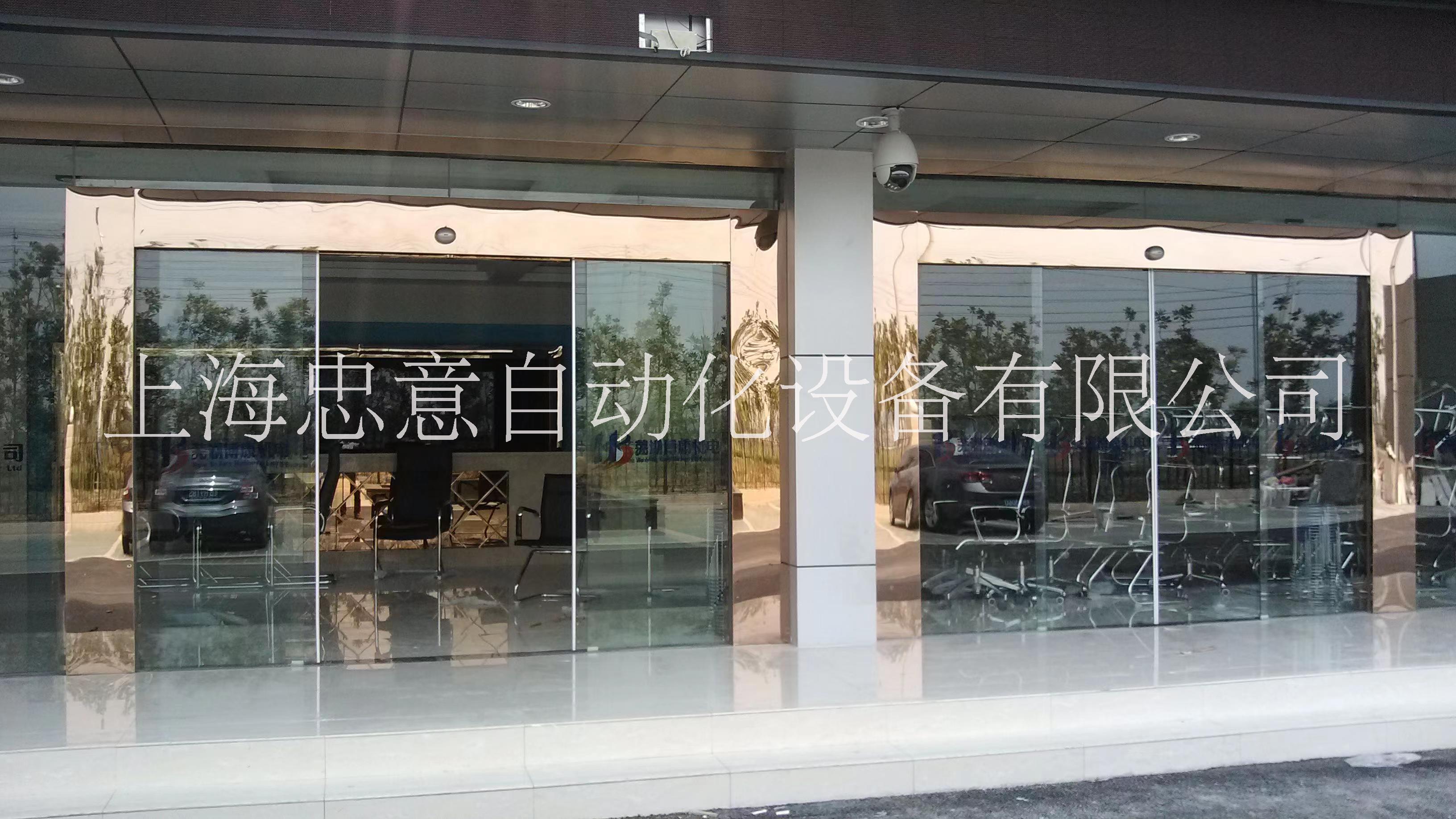 浙江緊急逃生門、旋轉(zhuǎn)門、消防自動感應(yīng)門
