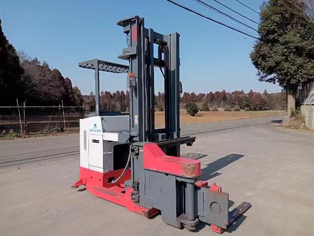 1.8米通道用叉車 1.5噸三向叉車 窄通道用叉車